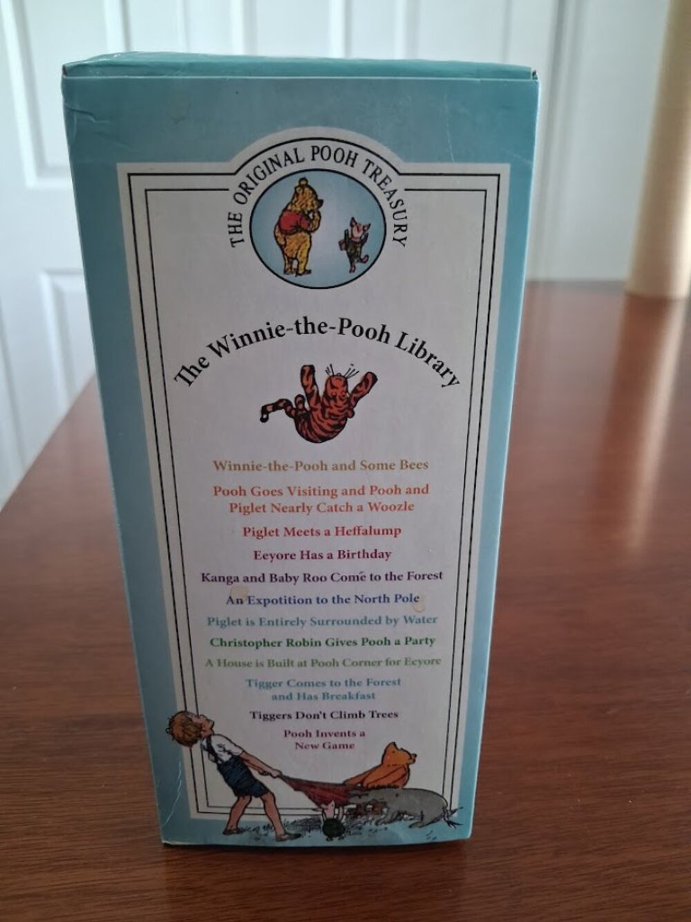 The Winnie-the-Pooh Library 12 Book Box by A.A. Milne - Picture 3 of 10